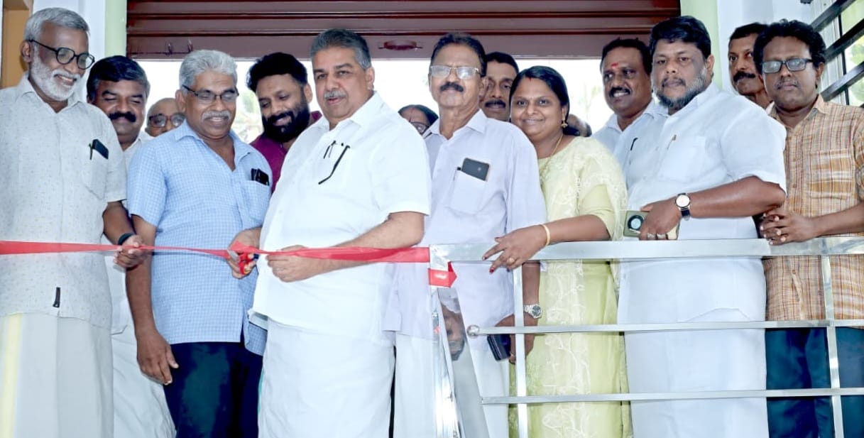  വിദ്യാവിലാസിനി ദേശീയ ഗ്രന്ഥശാലയുടെ പുതിയ കെട്ടിടം മന്ത്രി  സജി ചെറിയാൻ ഉദ്ഘാടനം ചെയ്തു